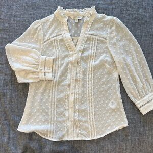 Cream love & roses blouse 3/4 sleeve, button down